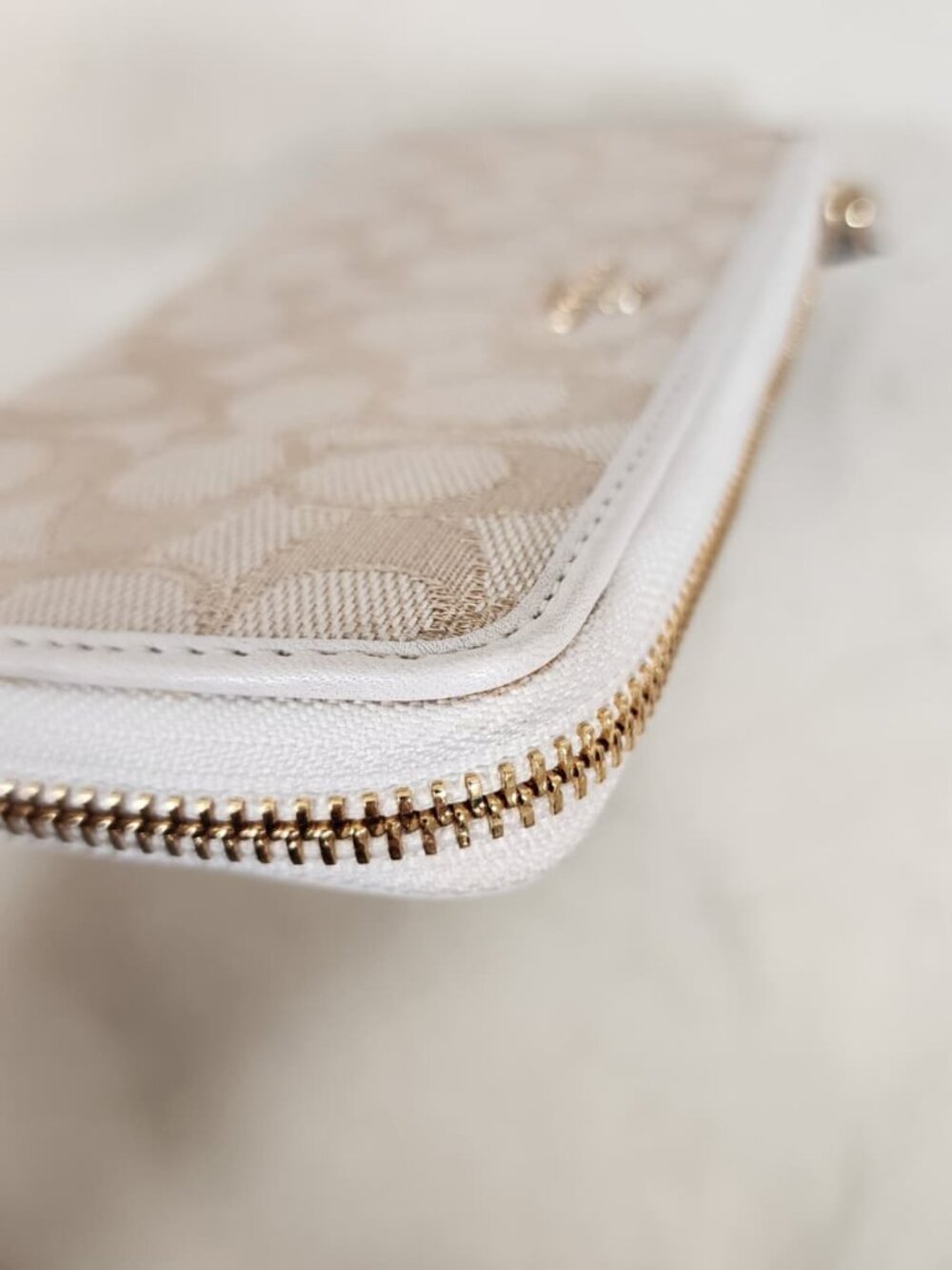 Coach long zip around wallet - Picture 6 of 10